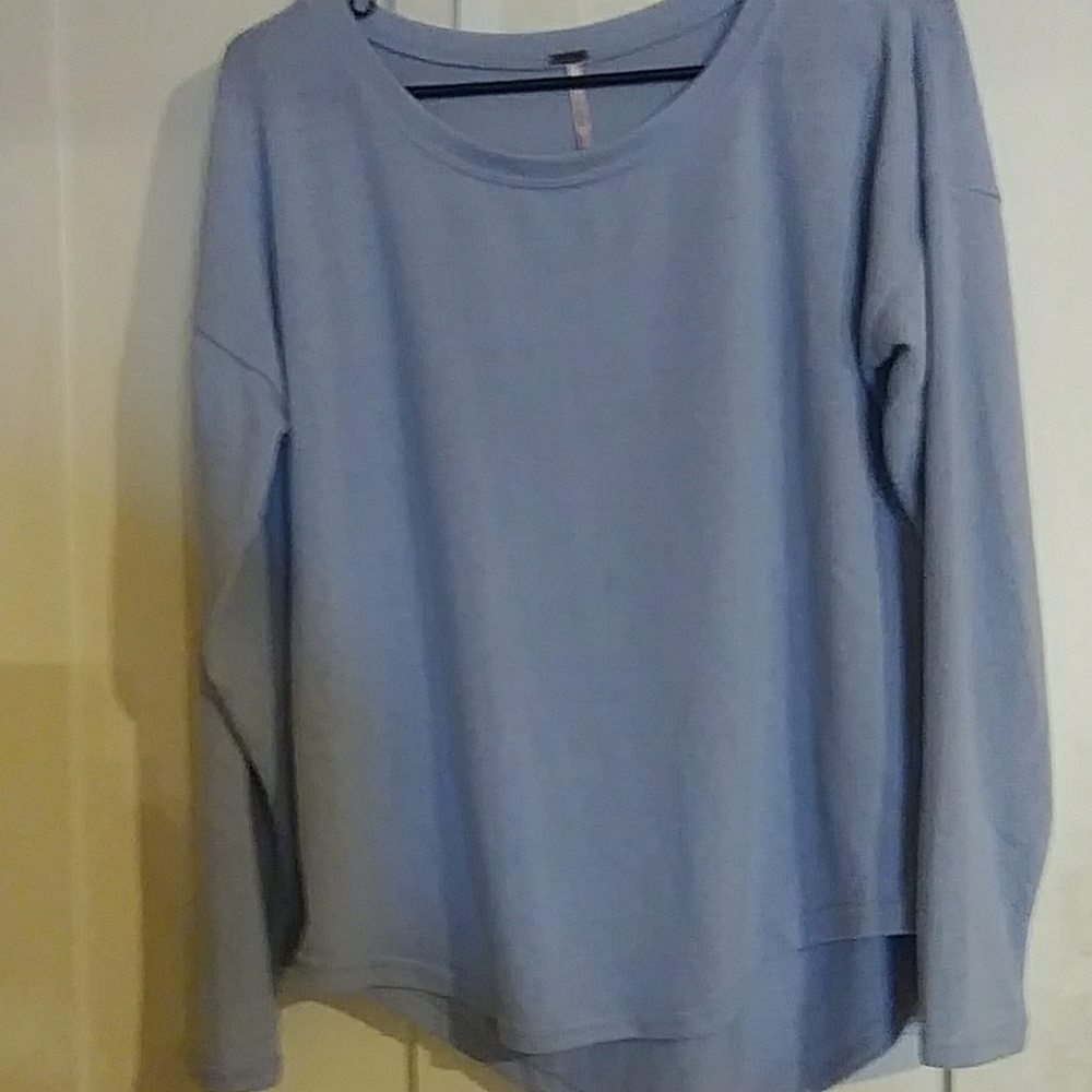 Sweater - Picture 1 of 4